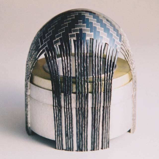 家出隆浩 あやおりがね「しだれ 1999」